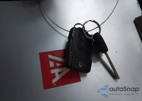 2015 Chevrolet Suburban Lt z USA, uszkodzony, nr VIN 1GNSCJKC0FR104562